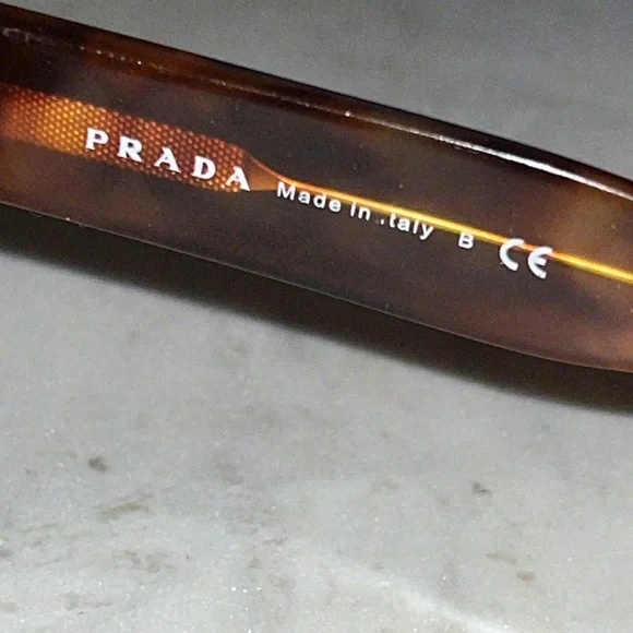 Prada Havana GUC Tortoise Shell Sunglasses w/Case #SPR17O 54/22 Made in Italy - Picture 15 of 16